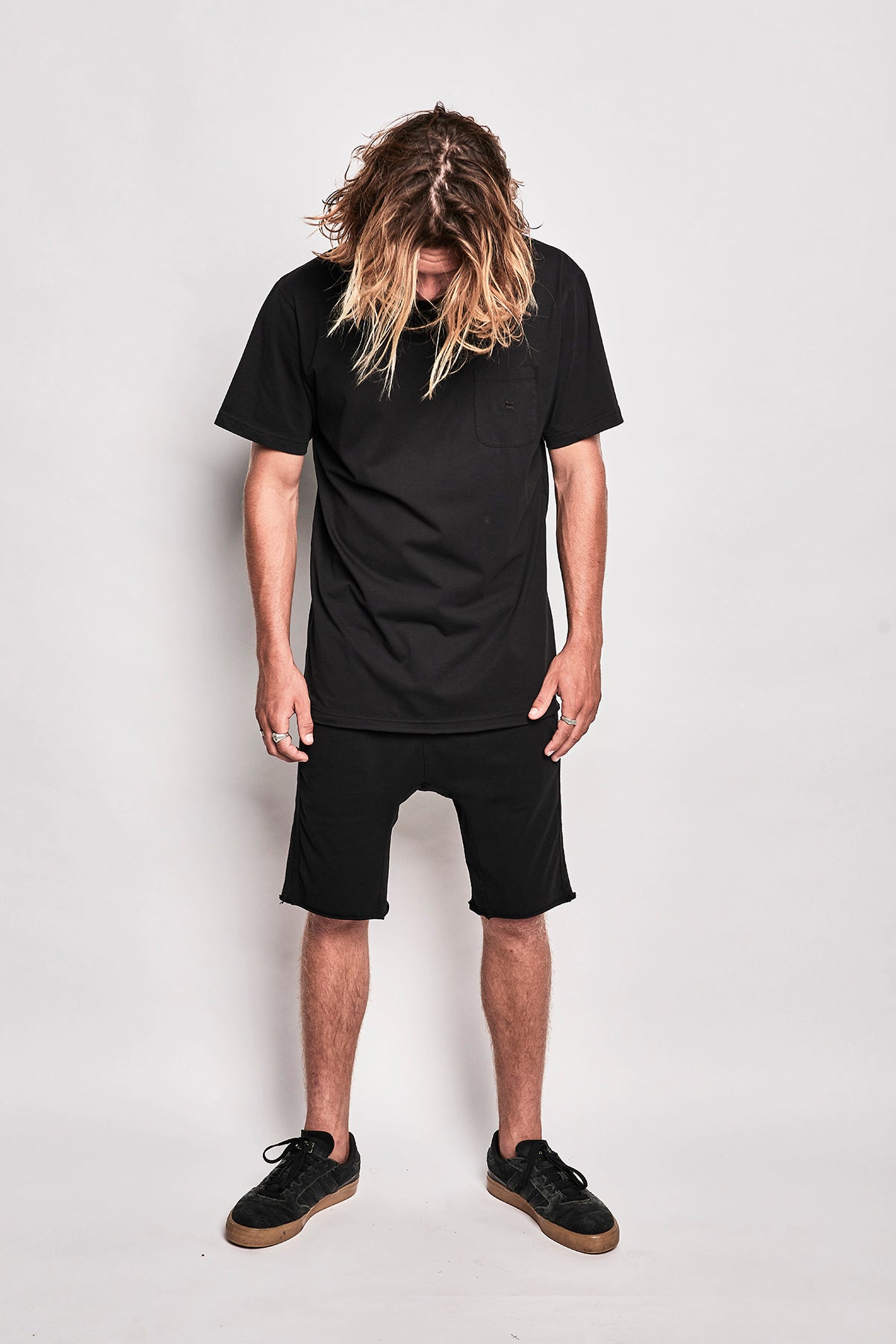 Chill Pocket Tee - Washed Black