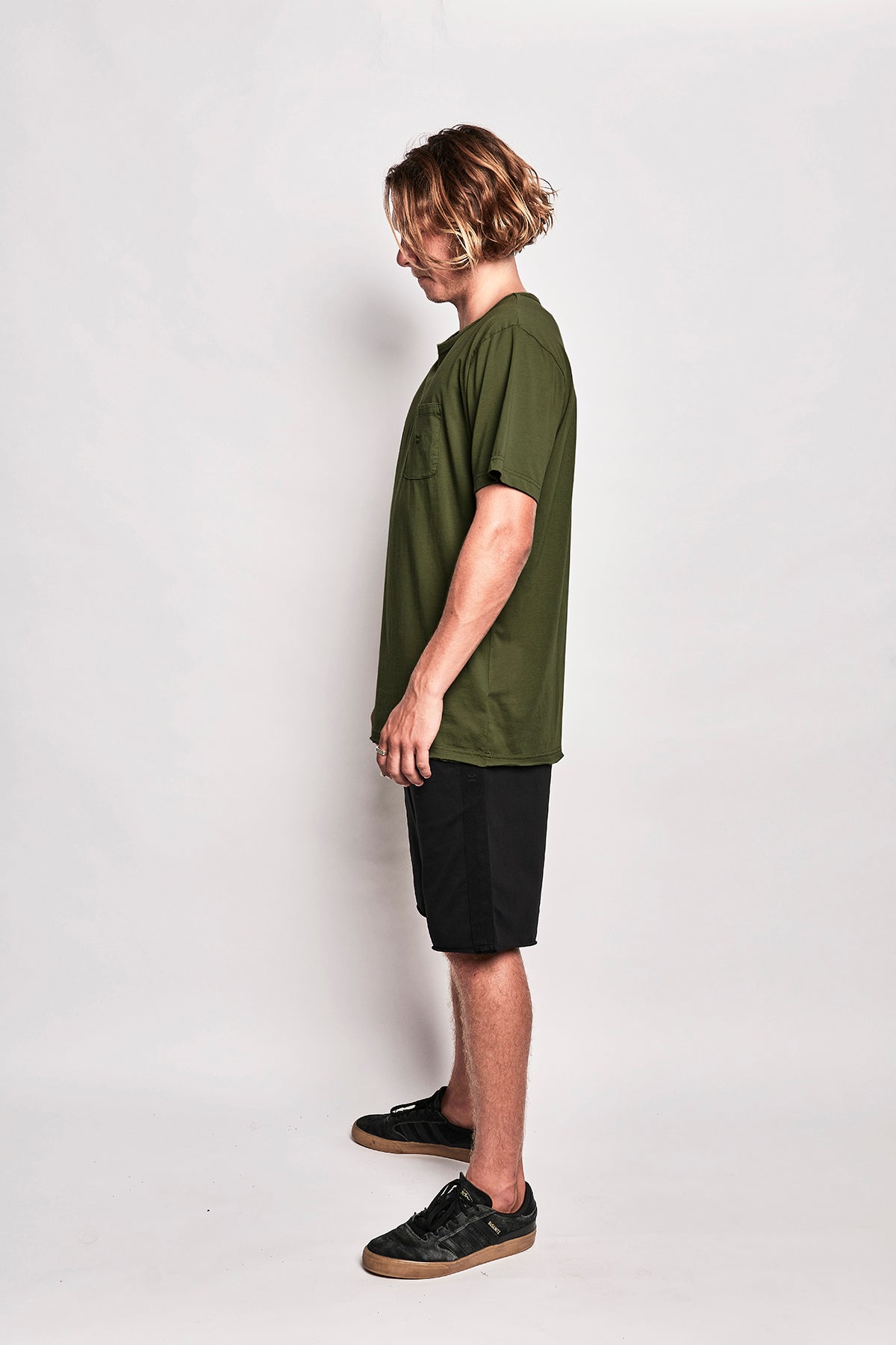 Chill Pocket Tee - Washed Olivine